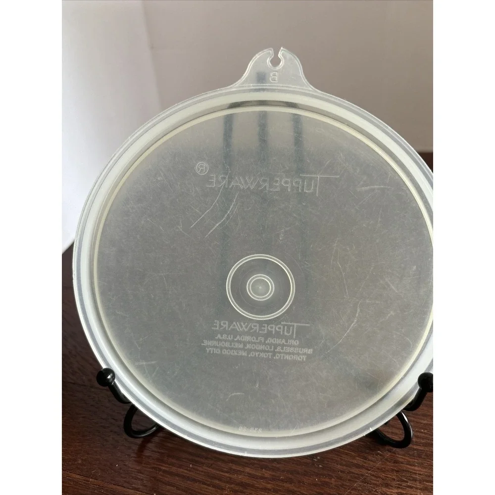 Tupperware this vintage